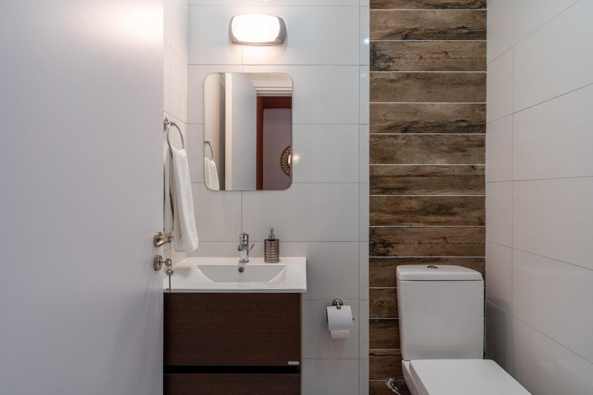 Arion 1-Bedroom Apartment In Ларнака Екстериор снимка