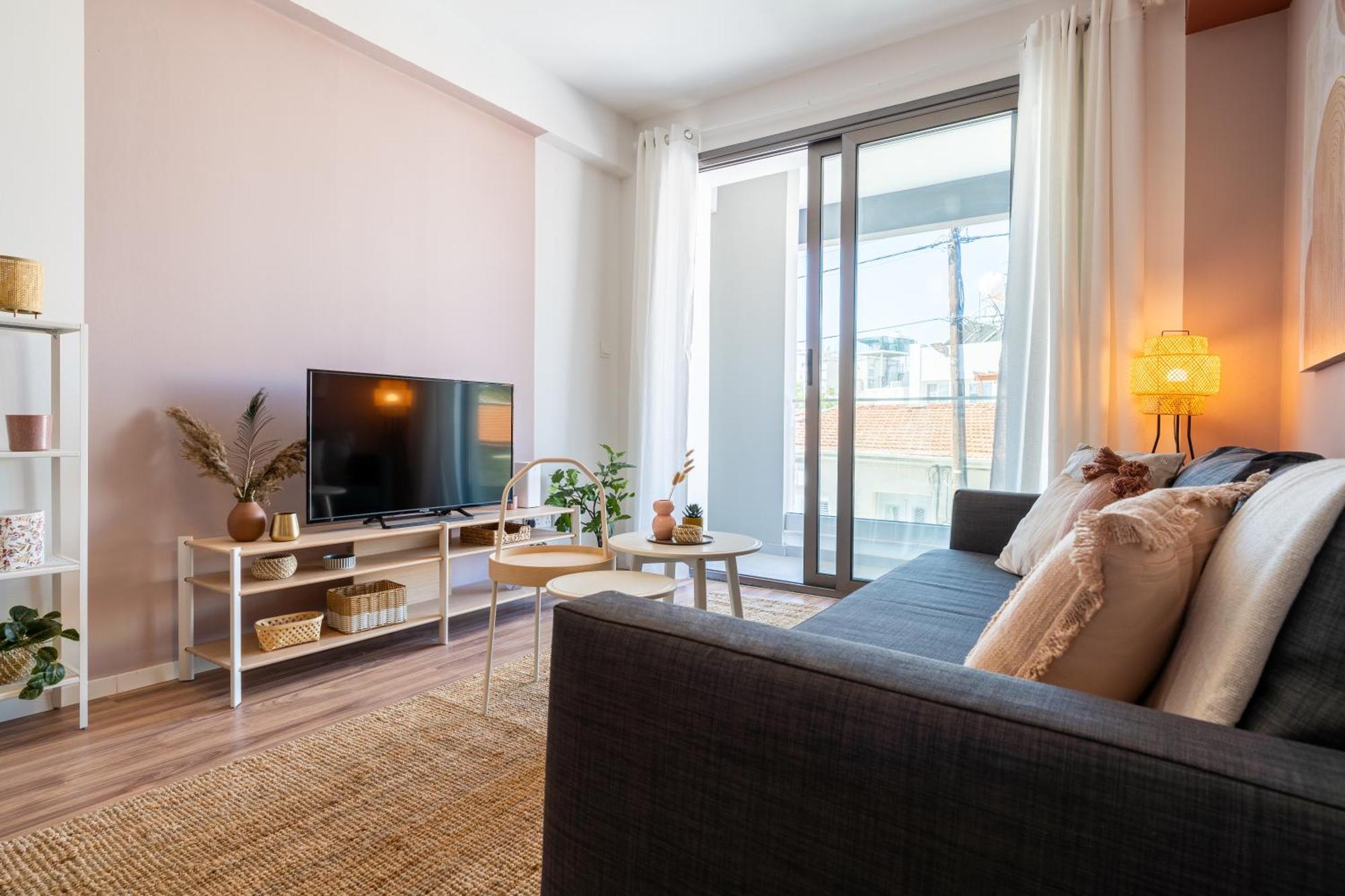 Arion 1-Bedroom Apartment In Ларнака Екстериор снимка